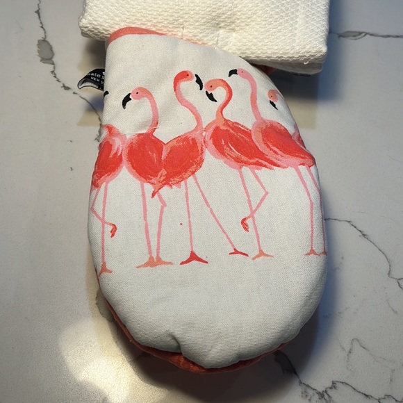 Kate Spade Flamingo Strut Your Stuff Set 2 Kitchen Towels 2 Mini Mitts NWT - Picture 5 of 7